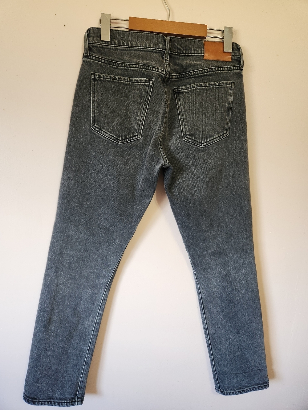 Citizens of Humanity Emerson Slim Boyfriend Jeans Grey Distressed Size 24 - Picture 3 of 10